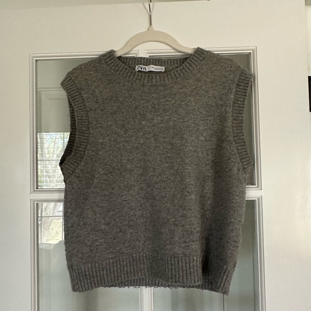 Zara Gray Knit Vest